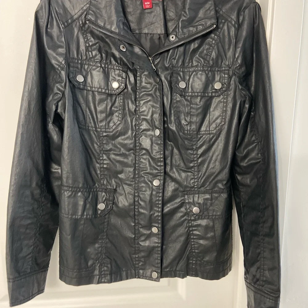 Black Moto Biker Jacket Lightweight Size Medium NWOT - Picture 2 of 8